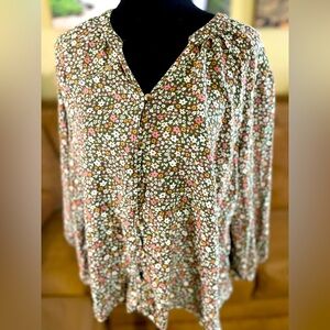 Sonoma Earth Tone Floral Print Blouse with a V Neck and 3/4 sleeve